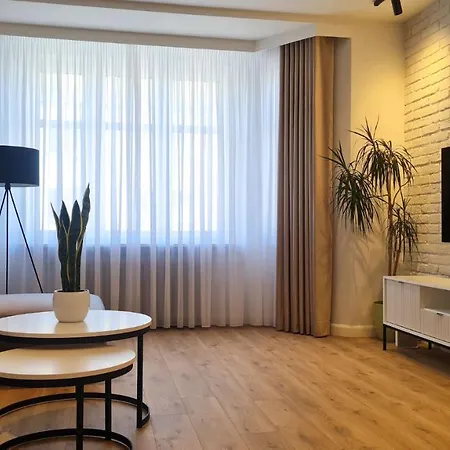No.6 Apartman *